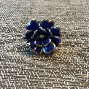 Navy blue stretchy flower cocktail party ring